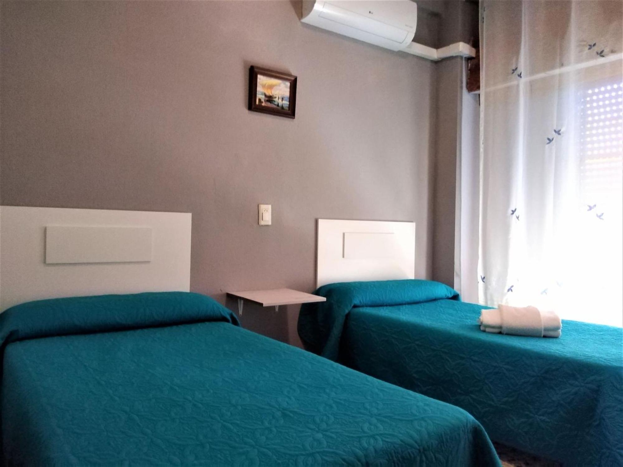 Vacansis Habitaciones De Hostal A Primera Linea De Playa En Cullera Kültér fotó